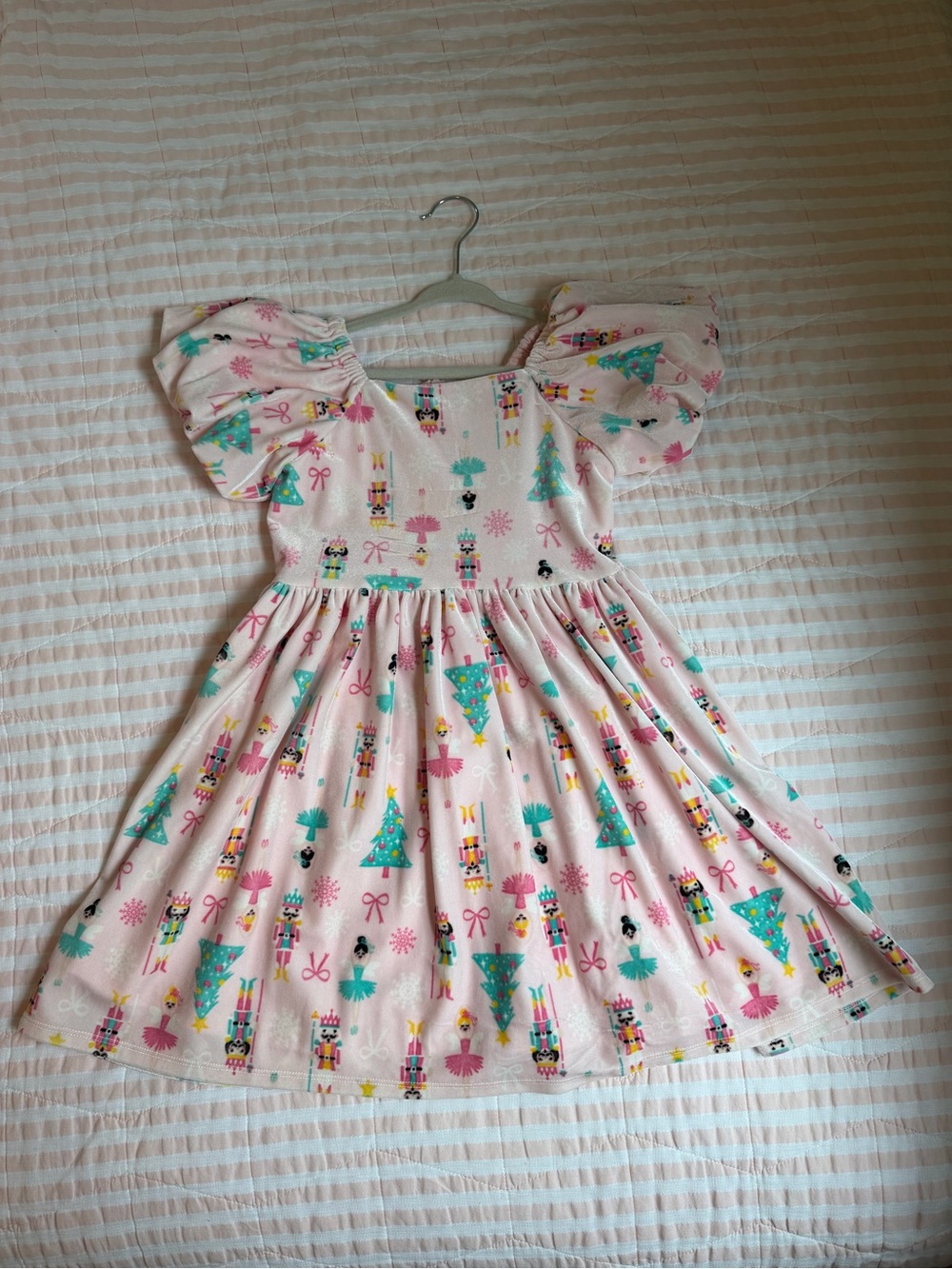 Pink Nutcracker Print Puff-Sleeve Kids Dress